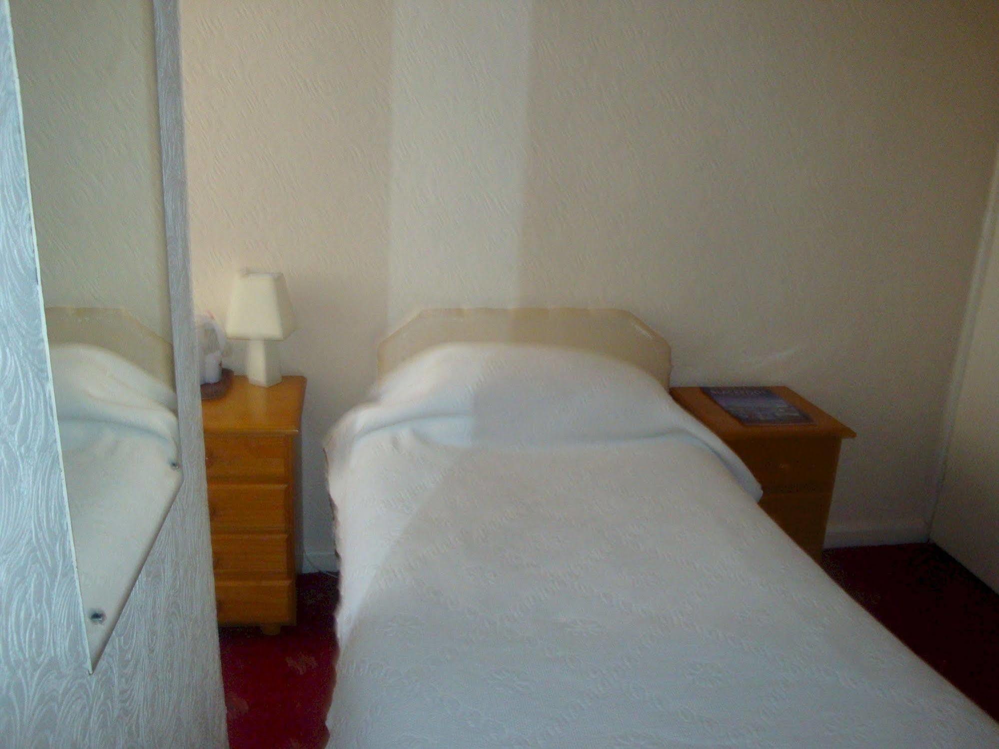 לית'ם סנט אנס Monterey Beach Hotel מראה חיצוני תמונה